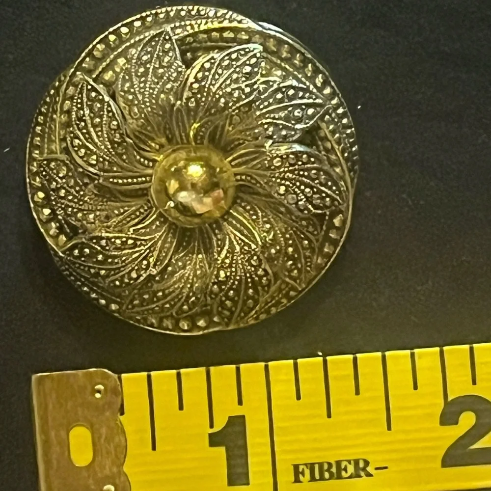 N/A vintage gold